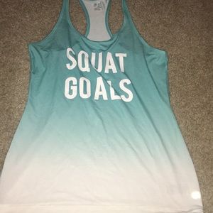 gap work out shirt